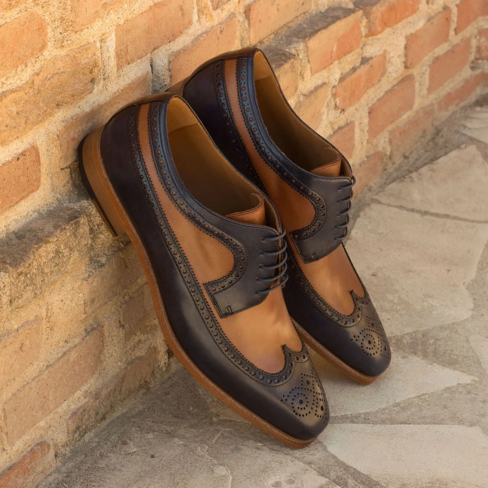 DapperFam Zephyr in Med Brown / Dark Brown / Navy Men's Italian Leather Longwing Blucher
