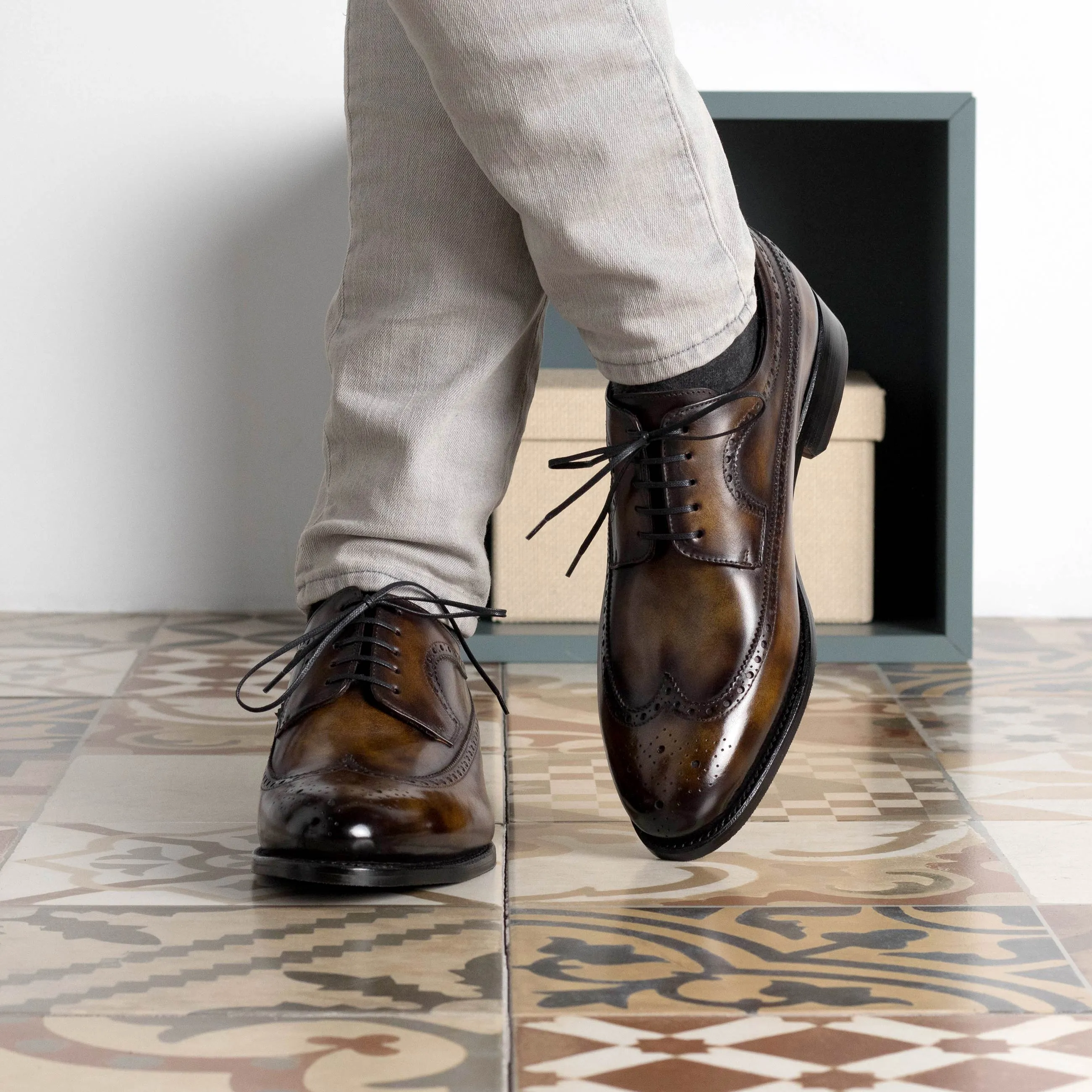 DapperFam Zephyr in Tobacco Men's Hand-Painted Patina Longwing Blucher