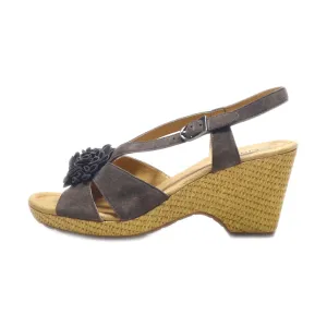 Gabor Mid-Heel Sandals Leather Brown Colour For Women