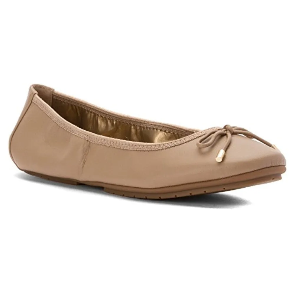 Halle Driftwood Me Too Flat