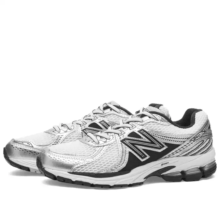 NEW BALANCE ML860XD - WHITE / BLACK